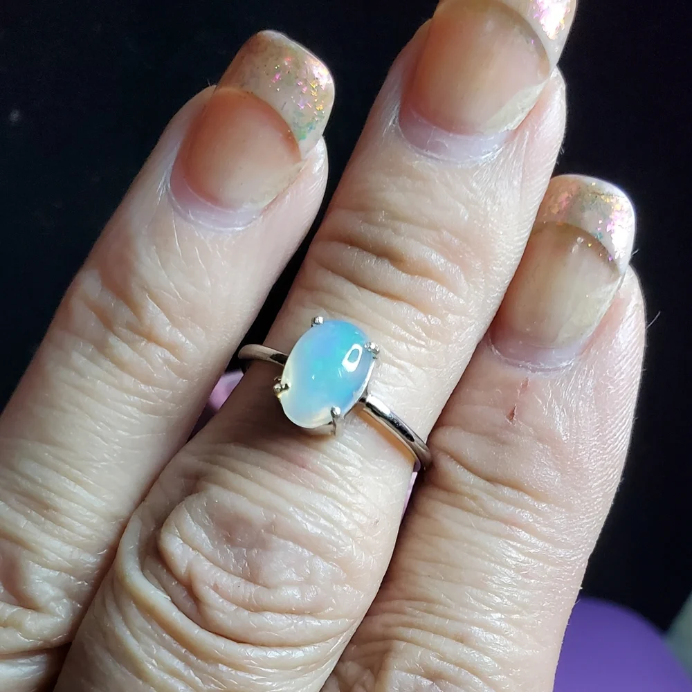 Beautiful Genuine Ethiopian Opal & Sterling Silver Ring - Picture 7 of 10